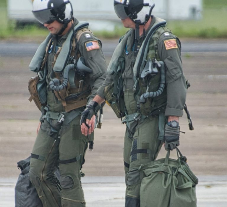 pilot-6395368 pilot-6395368